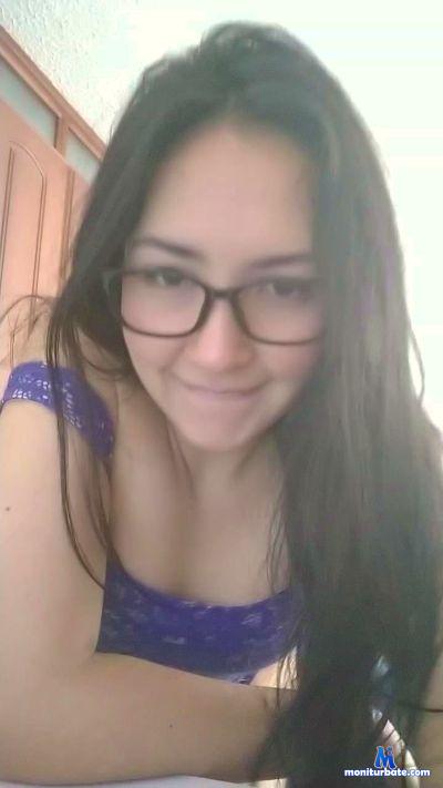 Iris_Black cam4 bicurious performer from Federal Republic of Germany salut 
