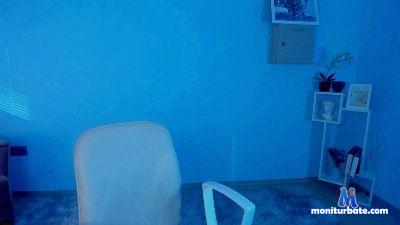 SuzieNorn cam4 bisexual performer from United States of America  