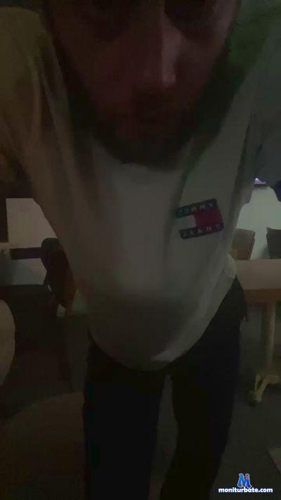 Lilidoux75 cam4 bicurious performer from French Republic Couple pied cul pipe sexe 
