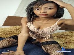 emma_thopson_ cam4 live cam performer profile