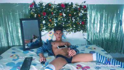 james_menhot cam4 gay performer from Republic of Colombia livetouch 