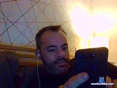 chris2202 cam4 straight performer from French Republic  
