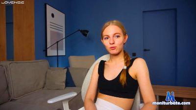 DollyByfield cam4 bisexual performer from French Republic  