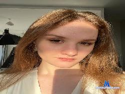 LorettaCleeton cam4 live cam performer profile