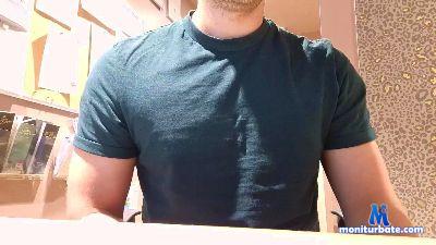 britblake cam4 gay performer from United Kingdom of Great Britain & Northern Ireland muscle amateur 