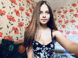 AmazingWomanEva cam4 live cam performer profile
