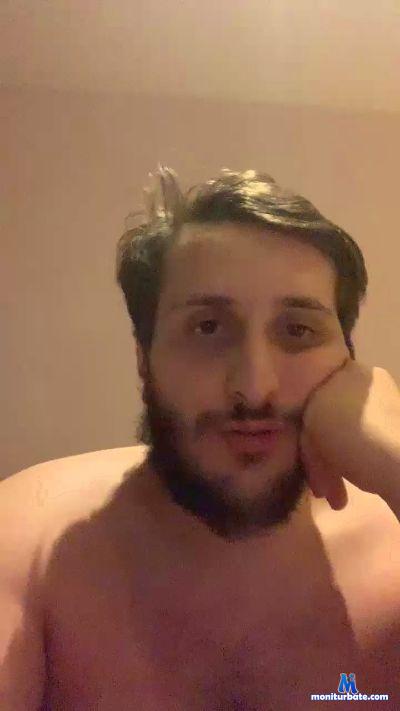 guizmo_xxx cam4 straight performer from French Republic  