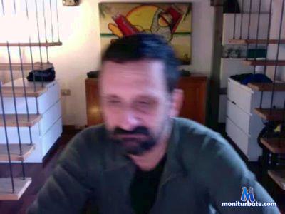 foxfirenze cam4 bisexual performer from Republic of Italy  
