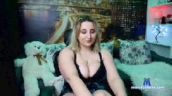 HottielarraXx cam4 live cam performer profile