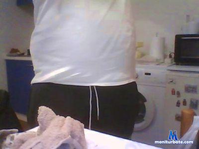 tonio79 cam4 straight performer from Republic of Italy  