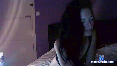 Joy1984 cam4 bisexual performer from French Republic joy1984 joue avec moi tout demoi 