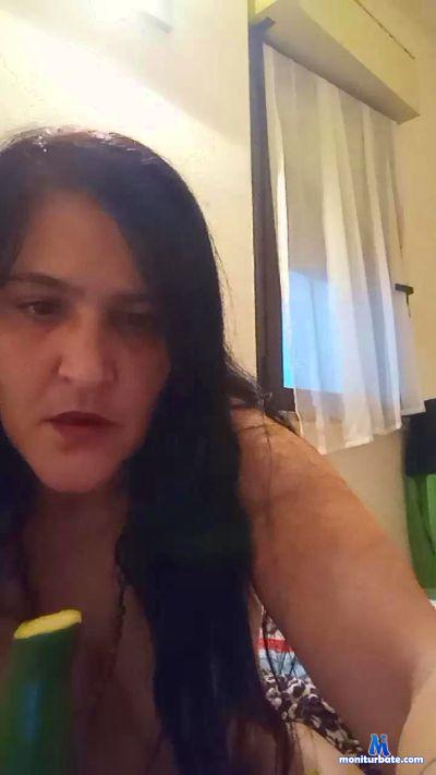 valery882 cam4 bisexual performer from Republic of Italy curvy tettona blasfema padrona 