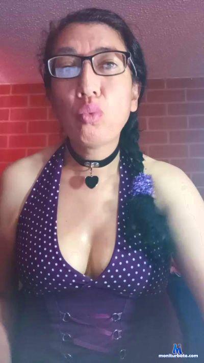 genesishot69 cam4 bicurious performer from Republic of Italy  