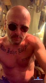 DapperTramp cam4 livecam show performer room profile