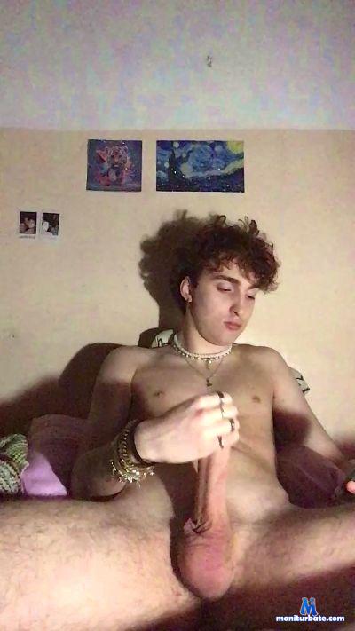 paolo21xxx cam4 gay performer from Republic of Italy ass cum feet bdsm amateur twink 