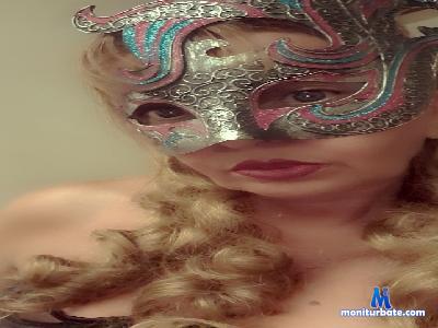 LucaMarlene69 cam4 bisexual performer from Republic of Italy  