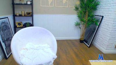 EvaClaire_ cam4 bicurious performer from Hungary spanking masturbation striptease blowjob pussy ass feet 
