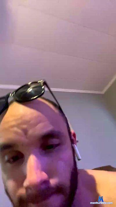 Madtowncouple cam4 straight performer from United States of America  