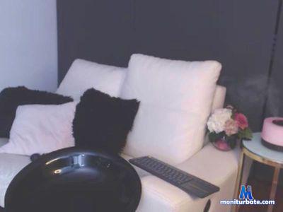 rogerroger5 cam4 gay performer from United States of America  
