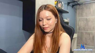 TwilaMclees cam4 bisexual performer from United States of America  