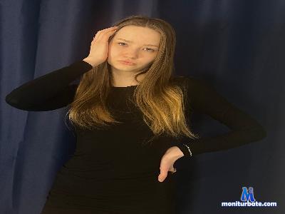 LucettaCurvey cam4 straight performer from French Republic schoolgirl C2C squirt cum cute pee striptease 