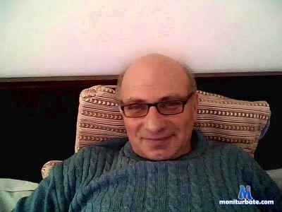 pemaldeprut cam4 straight performer from Romania  