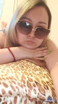 Lara_Jolly cam4 live cam performer profile