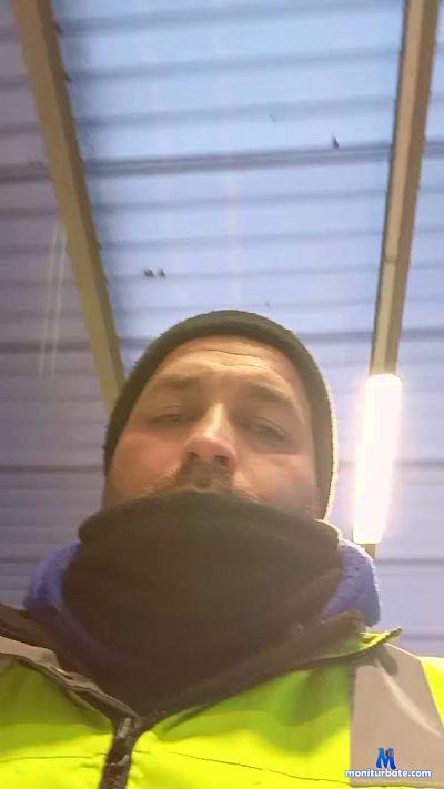 Leaooo cam4 straight performer from Republic of Italy amateur threesome 