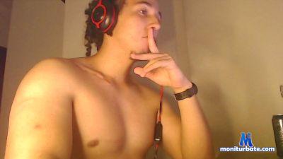 Emahaze22 cam4 bisexual performer from Federative Republic of Brazil feet armpits cum masturbation C2C milk amateur 