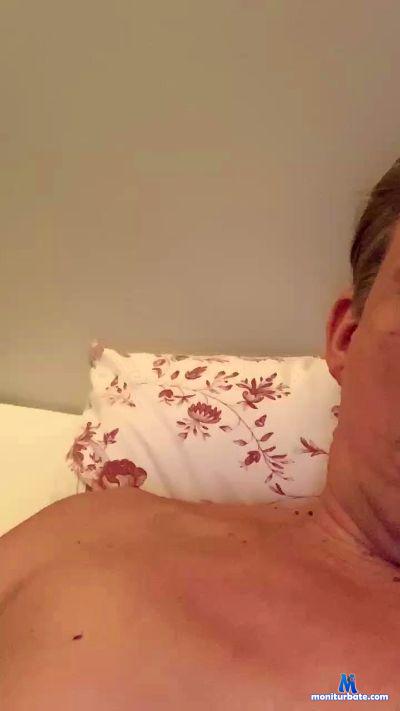 Sommerzeit cam4 bicurious performer from Federal Republic of Germany  