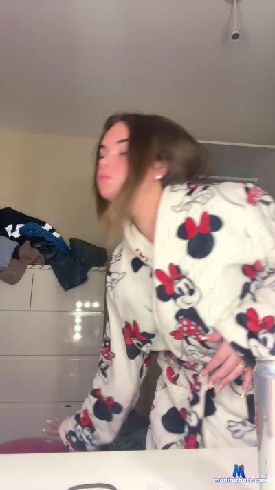 Morgymoo cam4 straight performer from United Kingdom of Great Britain & Northern Ireland  