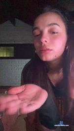 Chinita_x_22 cam4 livecam show performer room profile