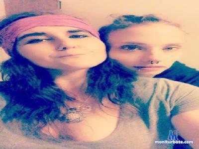 Tara_and_Brit cam4 bisexual performer from United States of America lesbian bbw couple amateur 