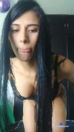 andrea18 cam4 livecam show performer room profile