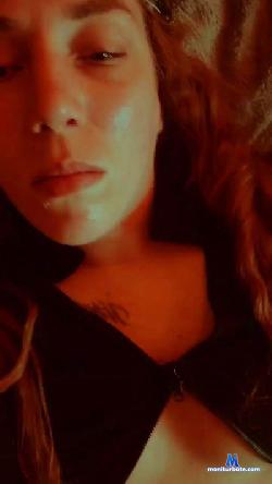Uhleesuh cam4 live cam performer profile