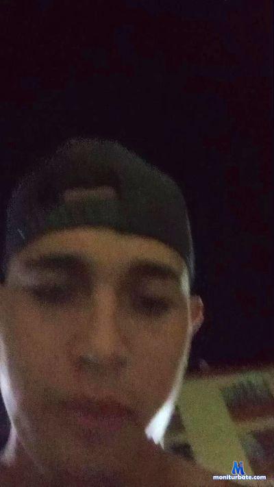 athletic_pig cam4 bicurious performer from Bolivarian Republic of Venezuela  