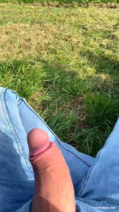 titeuf49000 cam4 bisexual performer from French Republic  
