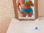 Morenonadador cam4 livecam show performer room profile