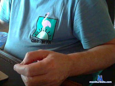 rimswa cam4 bisexual performer from Swiss Confederation  