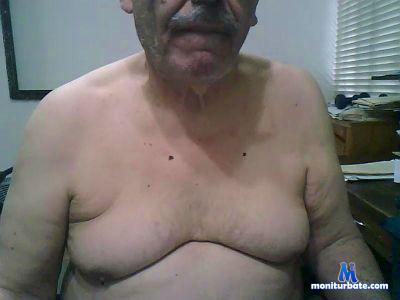 Urquizagonzalo cam4 bisexual performer from United Mexican States  