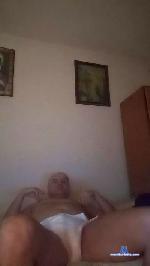 onanizator124 cam4 livecam show performer room profile