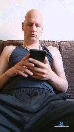 Stachel130 cam4 livecam show performer room profile