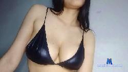 moonikmoonik cam4 live cam performer profile
