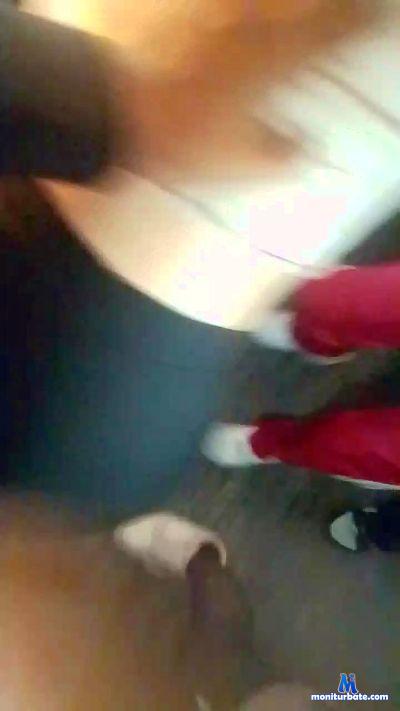 dulce_nezuko cam4 bisexual performer from Republic of Colombia  