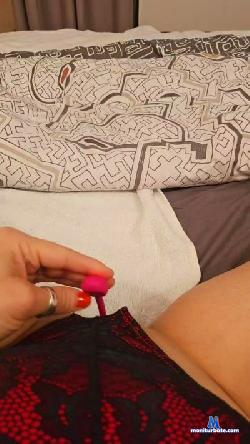 koxinelle32 cam4 live cam performer profile