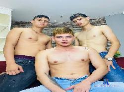 Oversized_Guys cam4 live cam performer profile