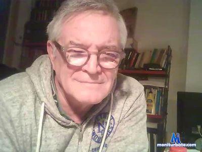 kerensSlut cam4 straight performer from United States of America  