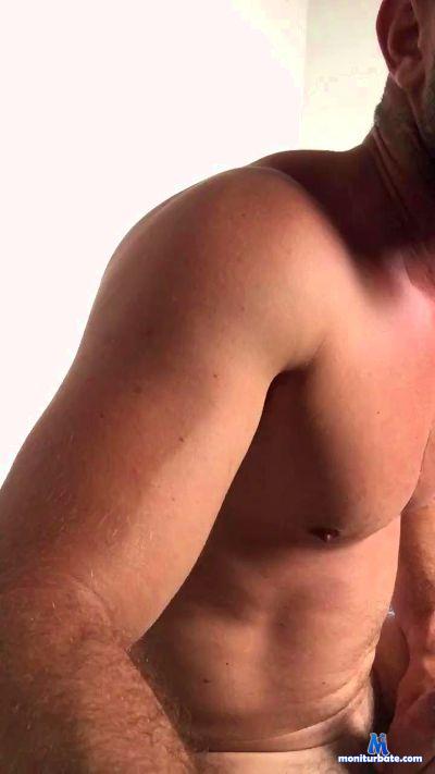 alemaosafado5 cam4 bicurious performer from Federative Republic of Brazil  