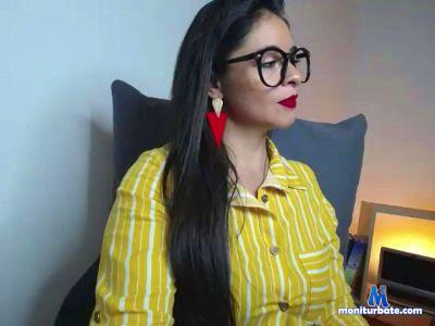 emma_o cam4 bicurious performer from United States of America latina milf joi bigboos squirt blowjob 