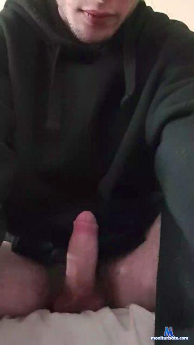 batmun420 cam4 straight performer from Commonwealth of Australia  